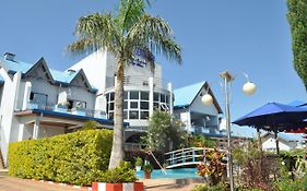 Sky blue hôtel&espace